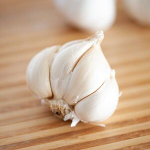 Simply Recipes Roasted Garlic METHOD 1 100a65dd4930411fbed8c3759b97517c
